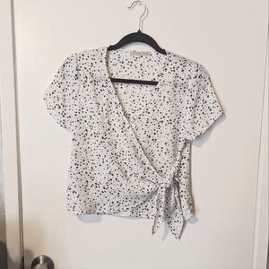 Active USA Cover Black and White Star Tie Top